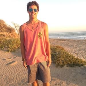 Meet your Posher, Coy